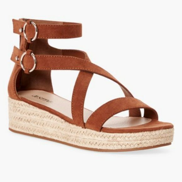 -SOLD-Weekend Away Espadrille Wedge - Picture 1 of 9
